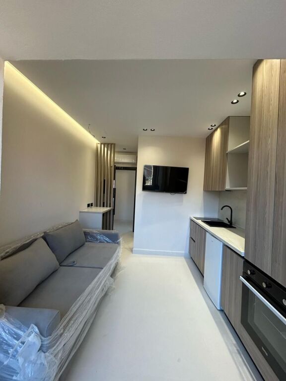 Monolocali in Affitto – 35.000 Lek / Mese  📍 Posizione: Ex-Ristorante Durrësi,