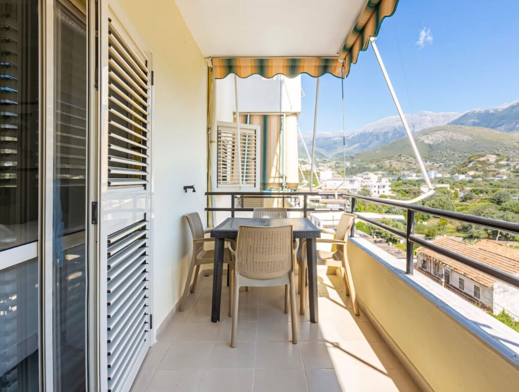 Himare , Appartamento 2+1 in vendita 