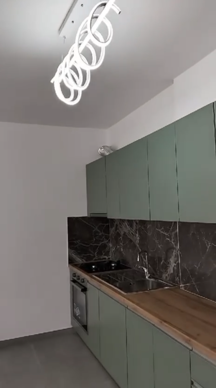 Apartment 1+1 for rent Tom Doshi Complex !