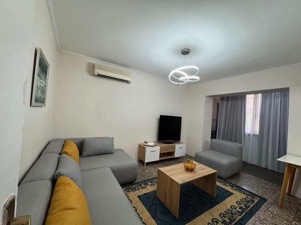 🏡Appartamento 1+1 in Affitto - Via Elbasanit vicino alla Scuola di Balletto