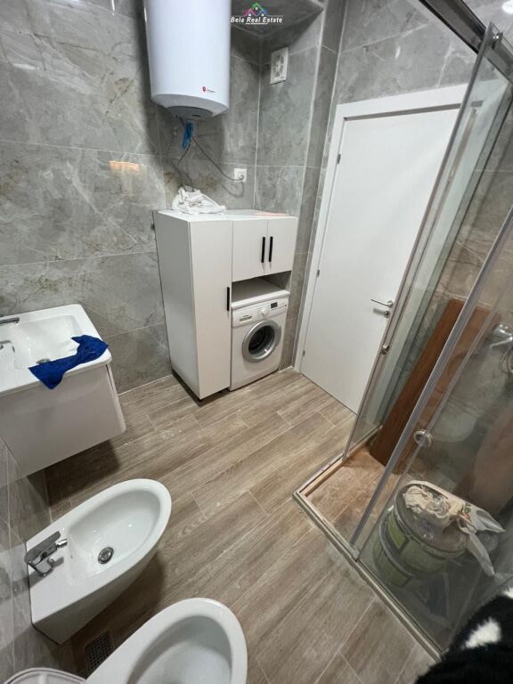 Apartament Me Qera 1+1+Post Parkim Tek Zogu i Zi (ID B2101367) Tirane