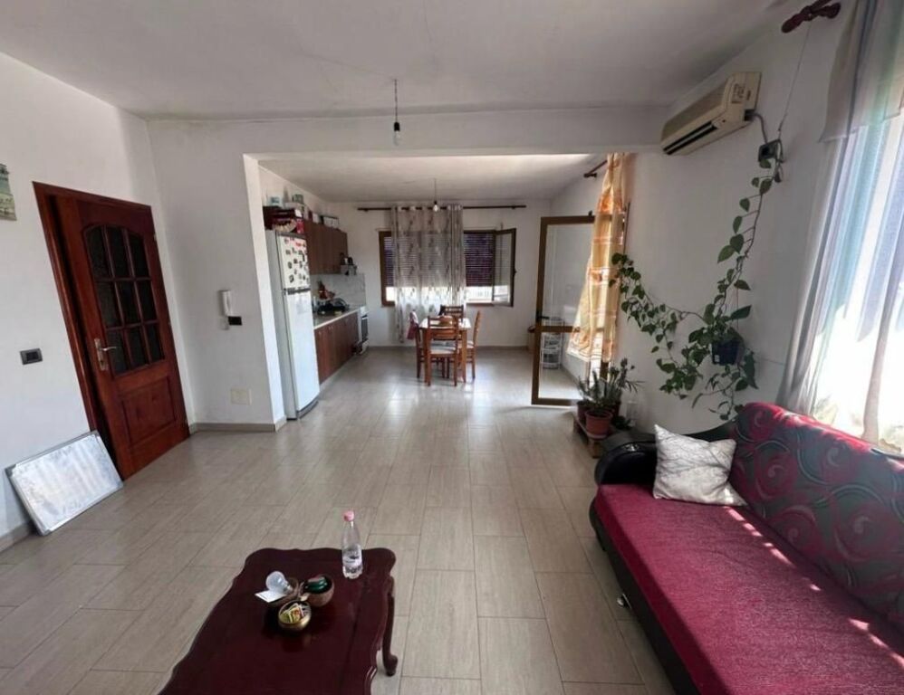 Apartament me qera 1+1 - 📍Rruga Asim Vokshi, prane Harry Fultz