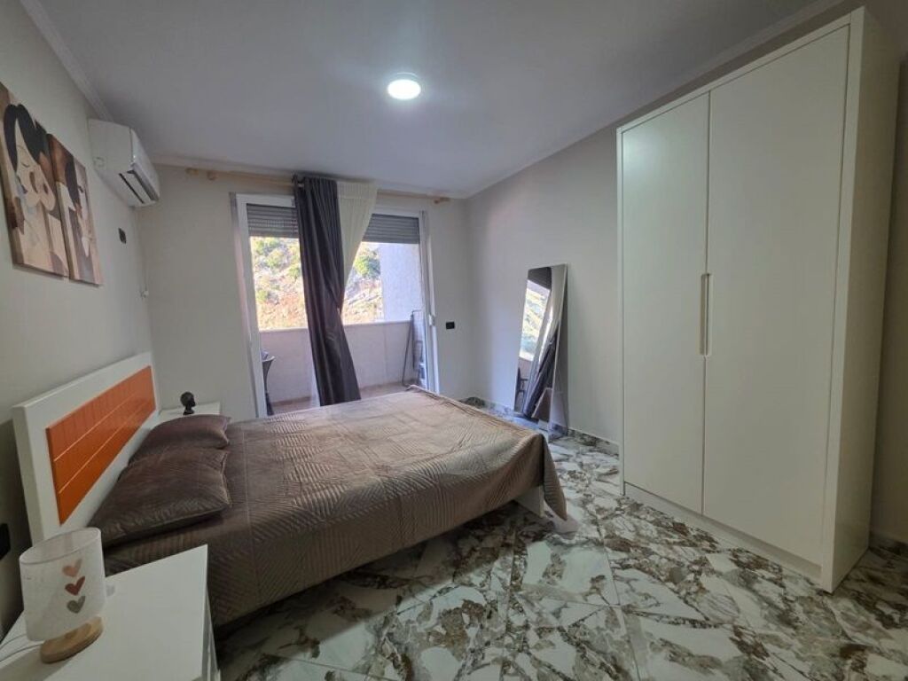 🏖️ SHITET APARTAMENT 1+1 NË SHËNGJIN – TWIN TOWERS 🌊