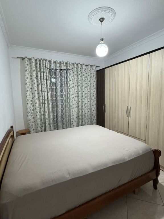 Apartament 2+1+2 Astir Rruga Loni Ligori