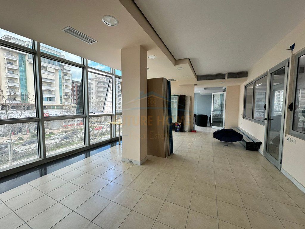 Rent, Business Premises, Transballkanike, Vlore