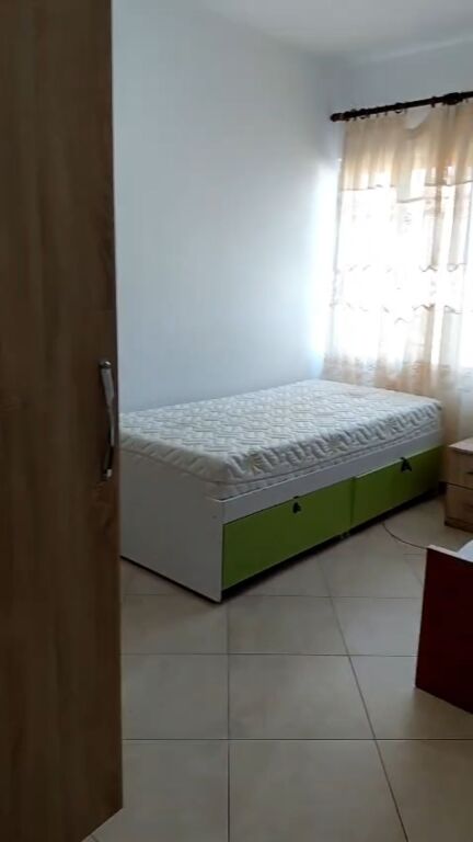 Apartament 1+1. 28000 LEKE. QYTET STUDENTI