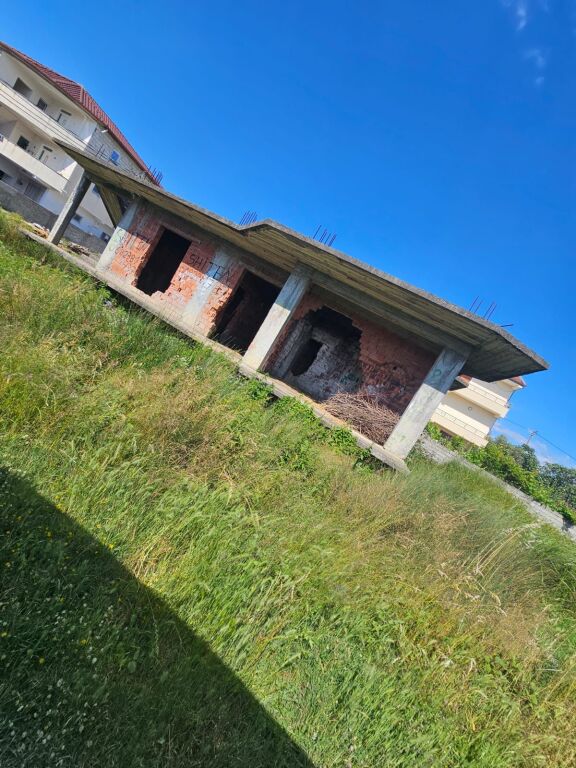 🏡 PRIVATE HOUSE FOR SALE IN FAZË KARABINA – UNAZËS ROAD, DURRËS