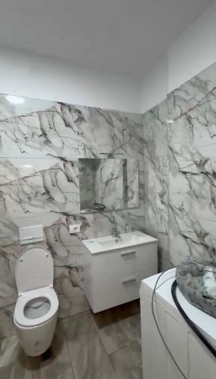 Qera | Apartament 2 + 1 | Rruga 5 Maji | 620 €/muaj