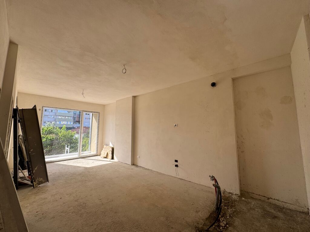 Apartament 1+1 , Hazizaj Eliston Ish Fusha Aviacionit