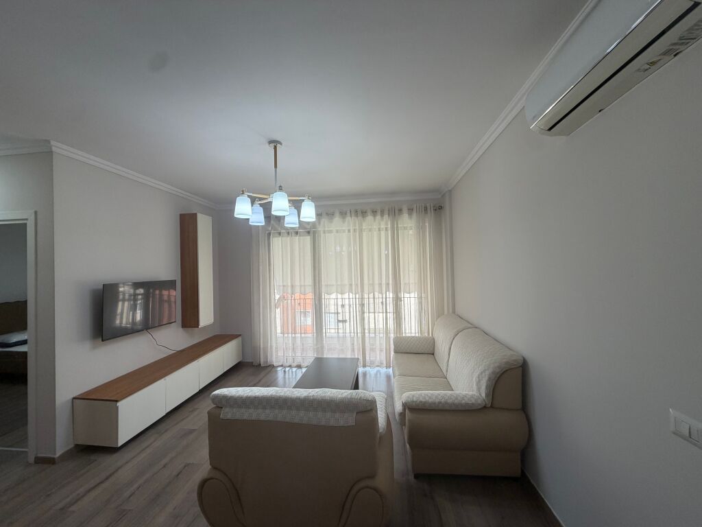 Apartament 1+1 me qira në Tower Bridge 3