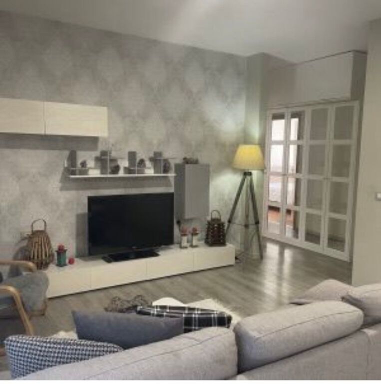 2+1,mbi kristal center,98 m2,195 miljon leke
