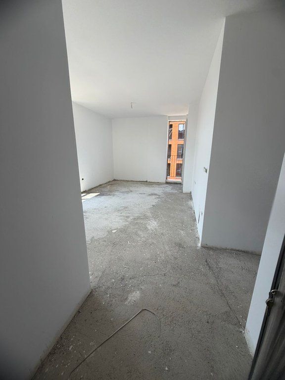 🏡 Apartament 1+1 për Shitje në Rrugën Siri Kodra