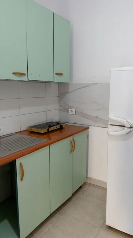 Apartament 1+1. 28000 LEKE. QYTET STUDENTI