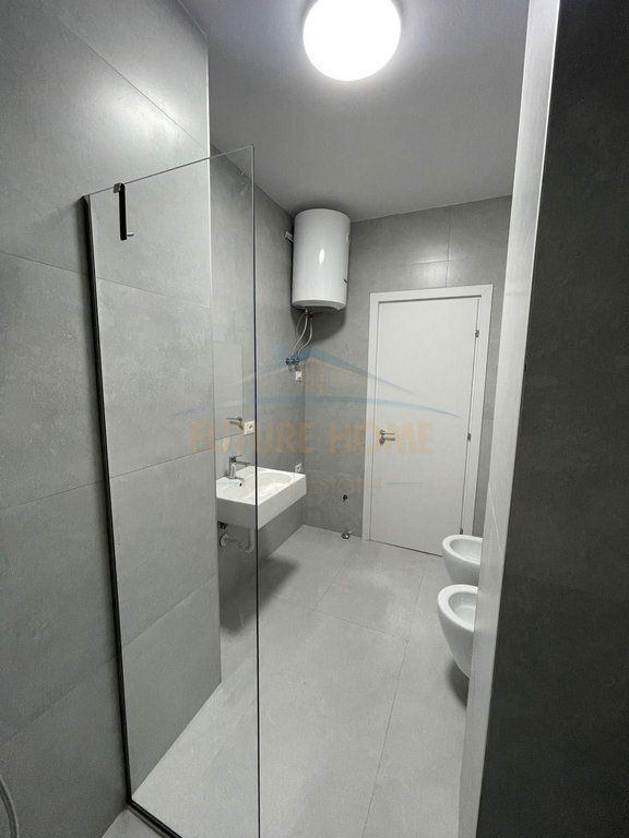 Jap me qera apartament 1+1, Kompleksi Aura rruga dritan hoxha