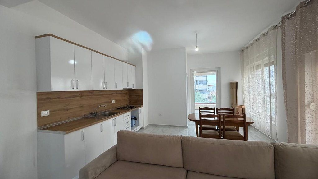 2+1 Apartment for Rent at Mangalem 21, Ali Demi, Tirana