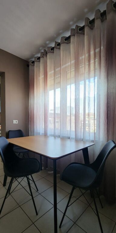 Qera | Apartament 1 + 1 | Bulevardi Zogu i Parë | 550 €/muaj