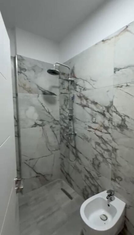 Qera | Apartament 2 + 1 | Rruga 5 Maji | 620 €/muaj