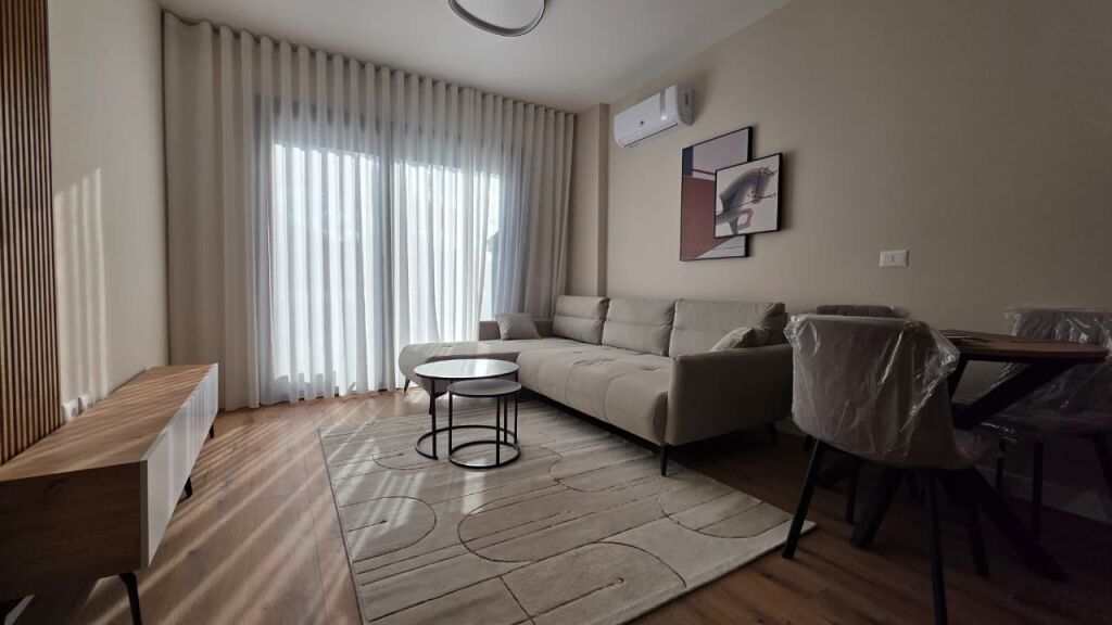 Jepet me qira Apartament 1+1 i mobiluar