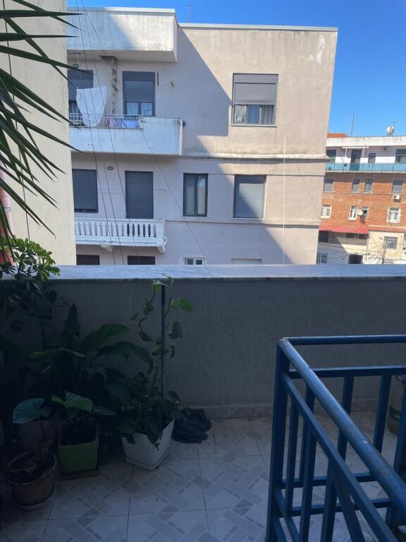Apartament 2+1 për shitje në Vollga, Durrës me pamje nga deti.