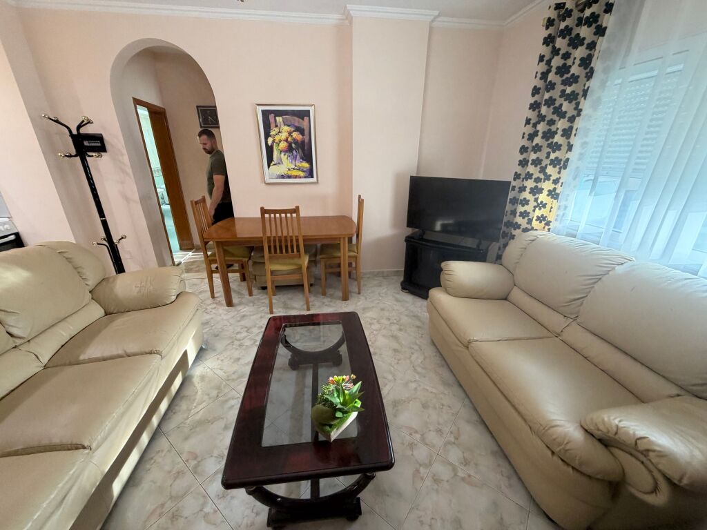 1+1,furnished, german company, Paris commune, 500 thousand lek