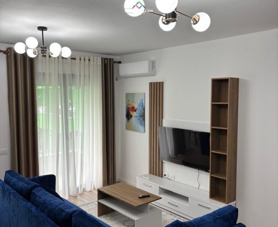 Apartament Me Qera 1+1 Ne 5 Maj (ID B2101742) Tirane