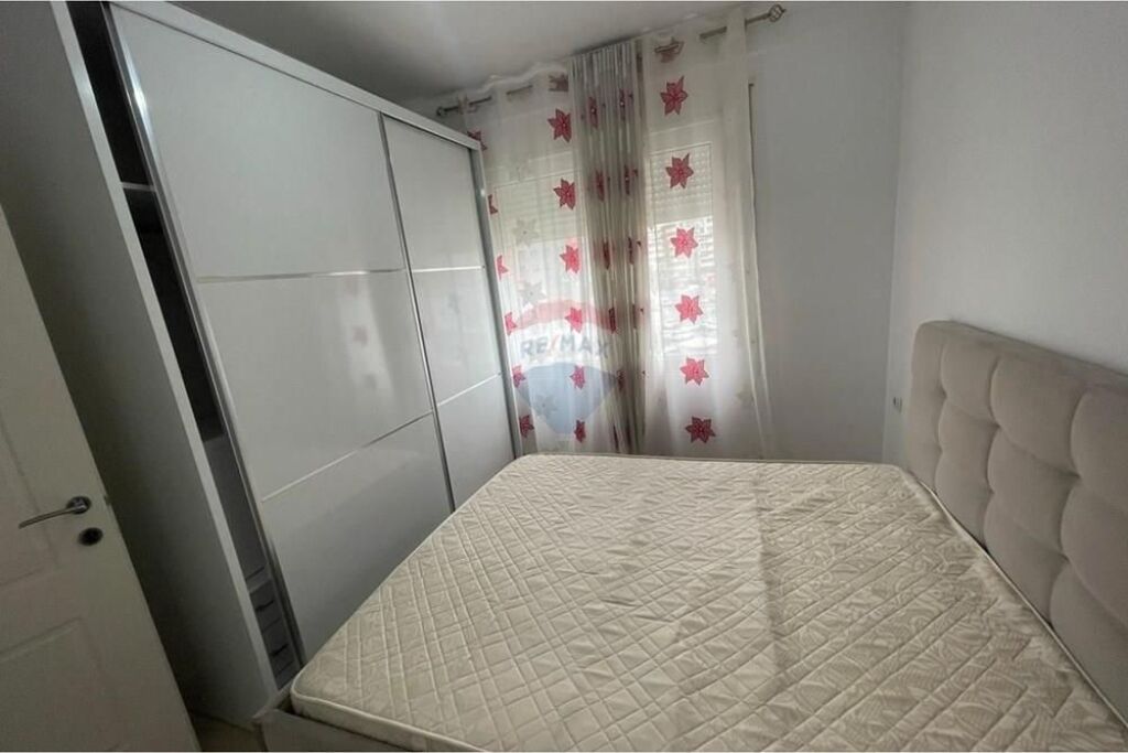 Apartament me Qira 1+1+Post Parkimi