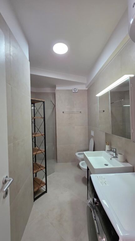 Jepet me qira Apartament 1+1 i mobiluar