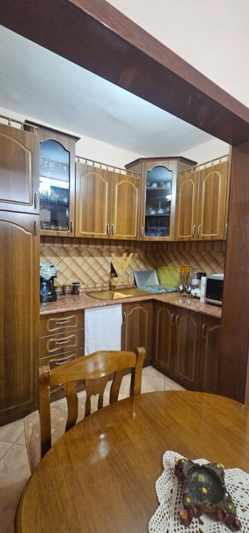 VENDESI APPARTAMENTO 2+1+BLK A KAVAJA 52.000 EURO