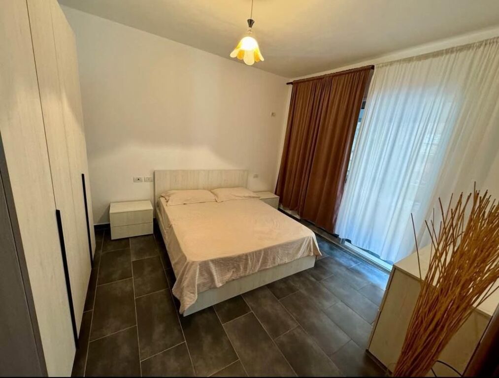 2+1, presso l'hotel Marinaj ad Astir, 550 mila lek trattabili