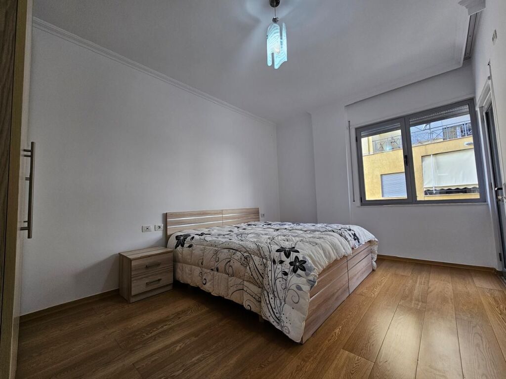 🏡 Jepet me Qira Apartament 2+1+2 pranë Kopshtit Zoologjik, Tiranë