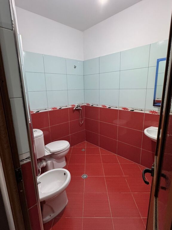 Apartament 2+1+2 Astir Rruga Loni Ligori