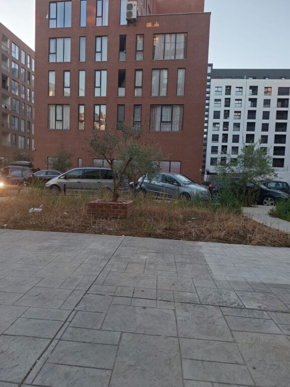 Space 60m2, at the new boulevard, 1000 euros