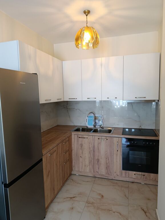 Qera | Apartament 1 + 1 | Rruga e Dibrës | 500 €/muaj