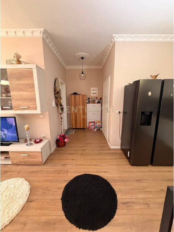Shitet Apartament 2+1+2 / 2 Ballkone Tek Selvia!