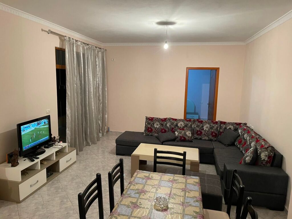 Apartament 2+1 me qira – Kombinat !