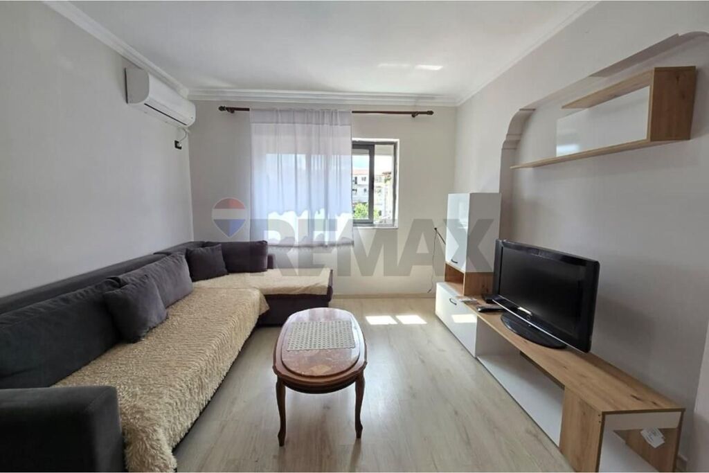 FOR RENT APARTMENT 1+1 ON MYSLYM SHYRI STREET!
