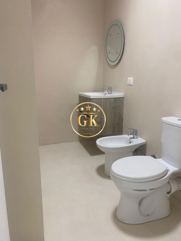 🏢 BUSINESS PREMISES FOR RENT – NEAR GALAKTIKU, DURRËS