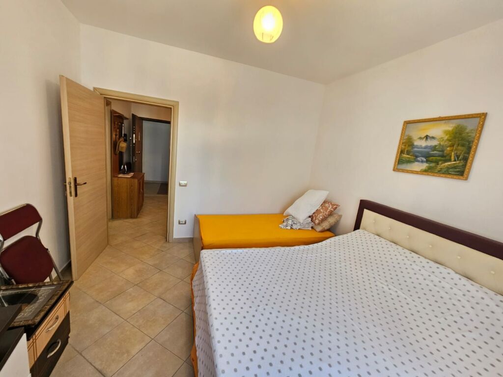 🏡 SHITET APARTAMENT 1+1 NË PLAZH, PRANE RROTES KUQE