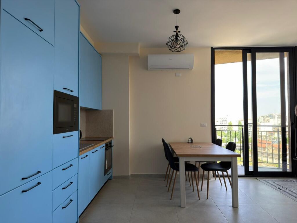Apartament 2+1 me qera Vlore