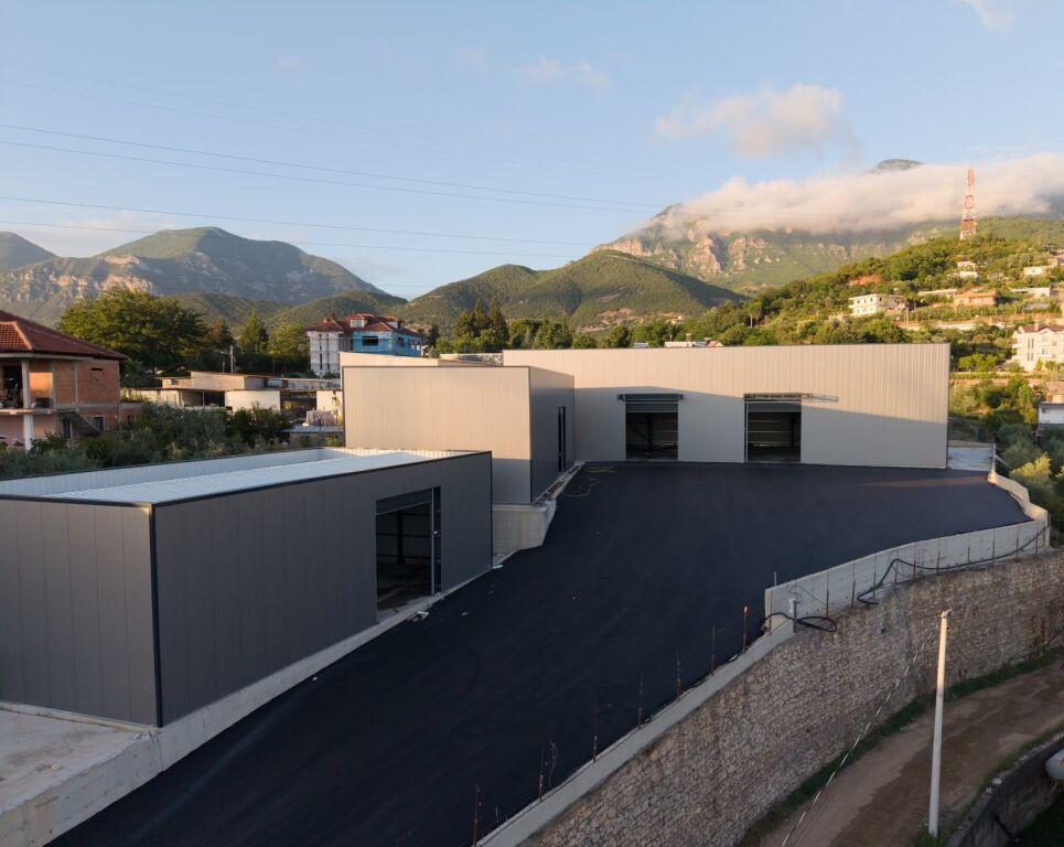 Qera | Ambjent Biznesi | Rruga Arbërit | 1500 €/muaj