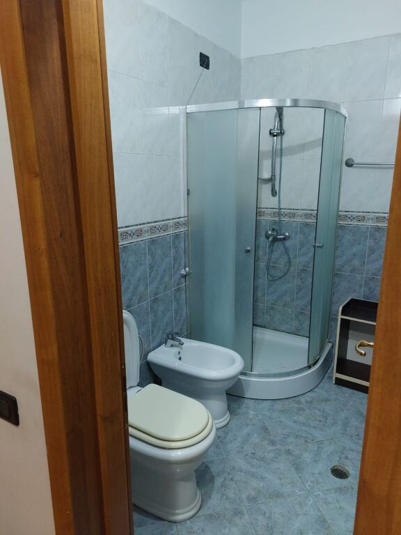 🏠 Apartment 1+1 for Rent – Kazazi, Durrës