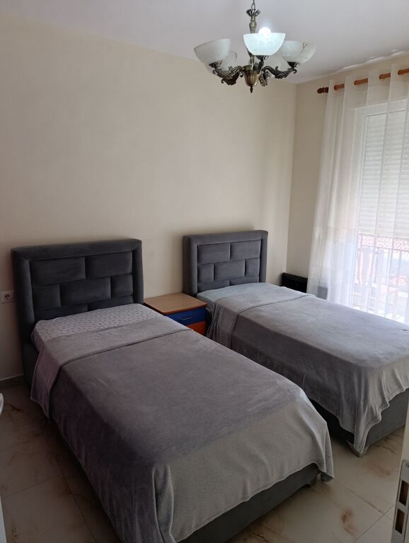 Qera | Apartament 1 + 1 | Rruga e Dibrës | 500 €/muaj