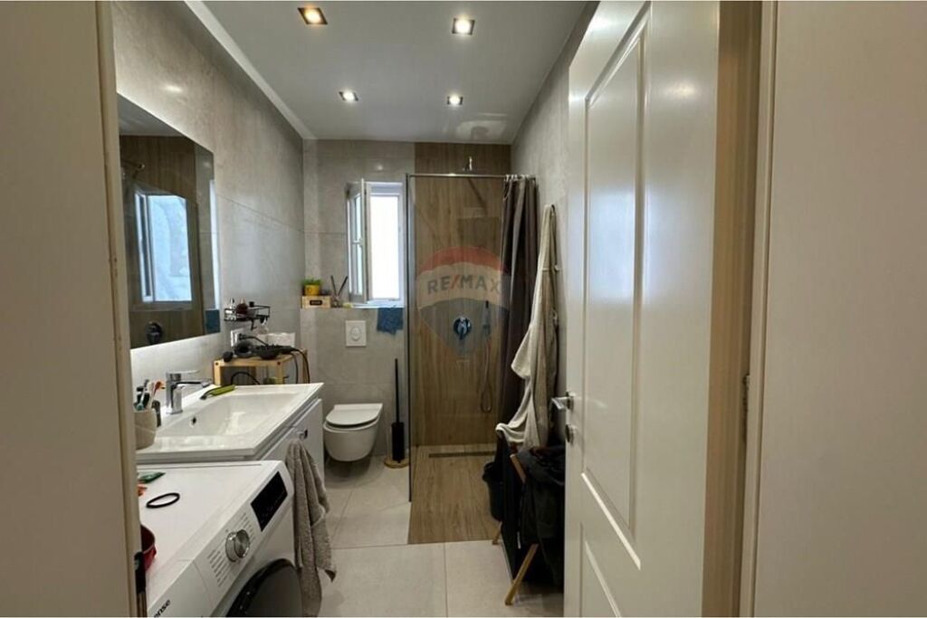 APARTAMENT 1+1 PER SHITJE NE MYSLYM SHYRI