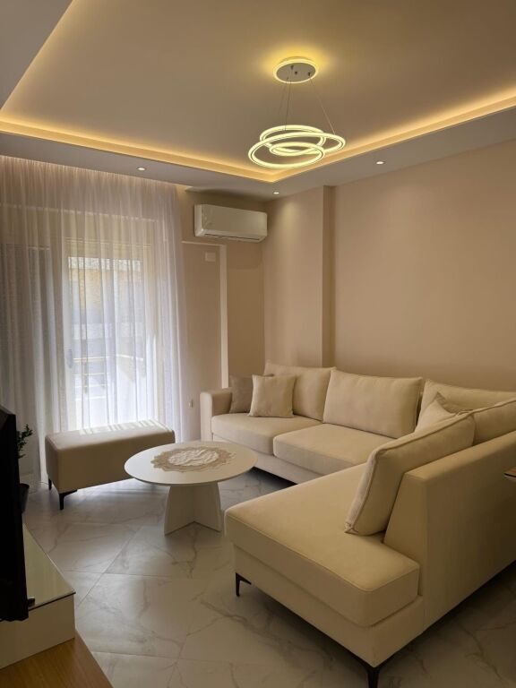 🏠Appartamento 1+1 in affitto annuale a Lungomare, Vlora