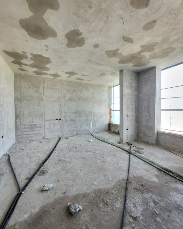 🏡 Shitet Apartament 2+1+2 – Bulevardi i R