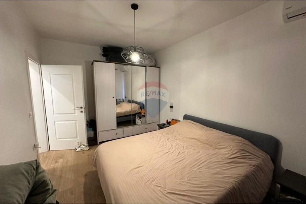 APARTAMENT 1+1 PER SHITJE NE MYSLYM SHYRI