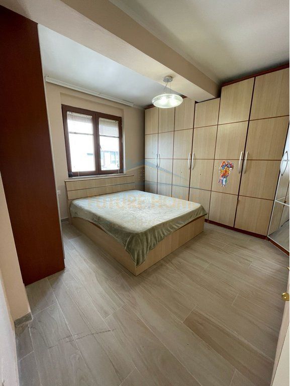 For sale, Apartment 1+1, Zogu I Boulevard, Tirana