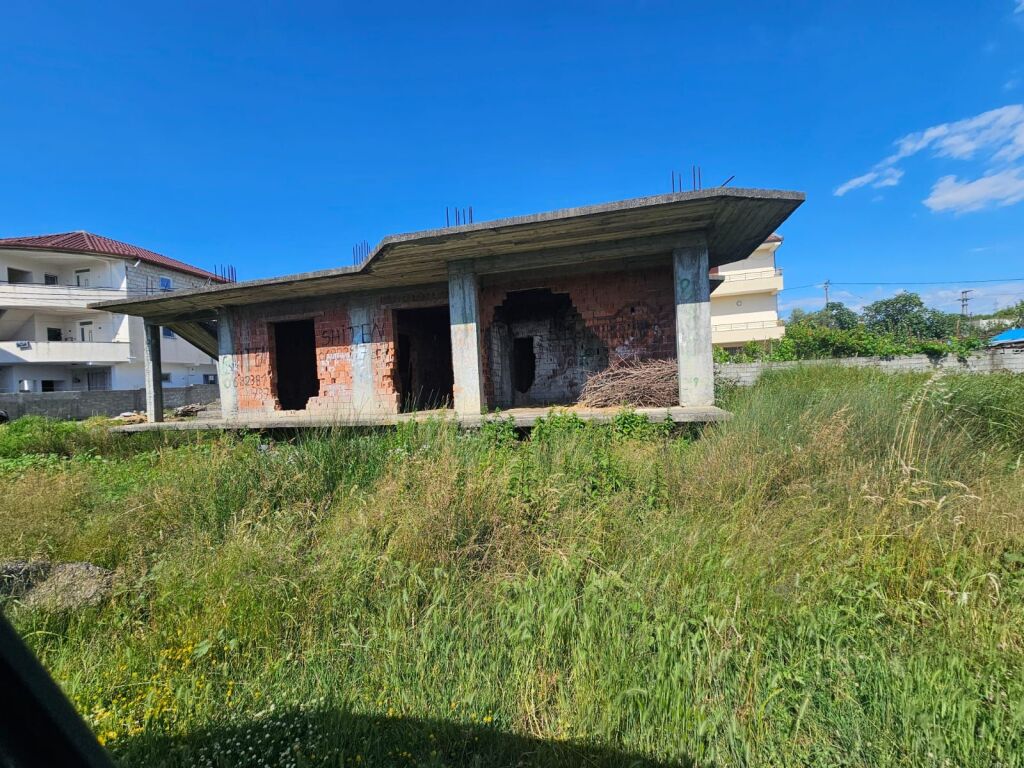 🏡 PRIVATE HOUSE FOR SALE IN FAZË KARABINA – UNAZËS ROAD, DURRËS