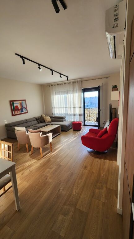 Apartament me qira 2+1+2 – Myslym Shyr