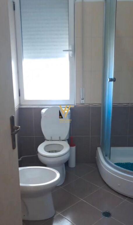 VENDESI APPARTAMENTO 2+1+BLK A KAVAJA 82.000 EURO